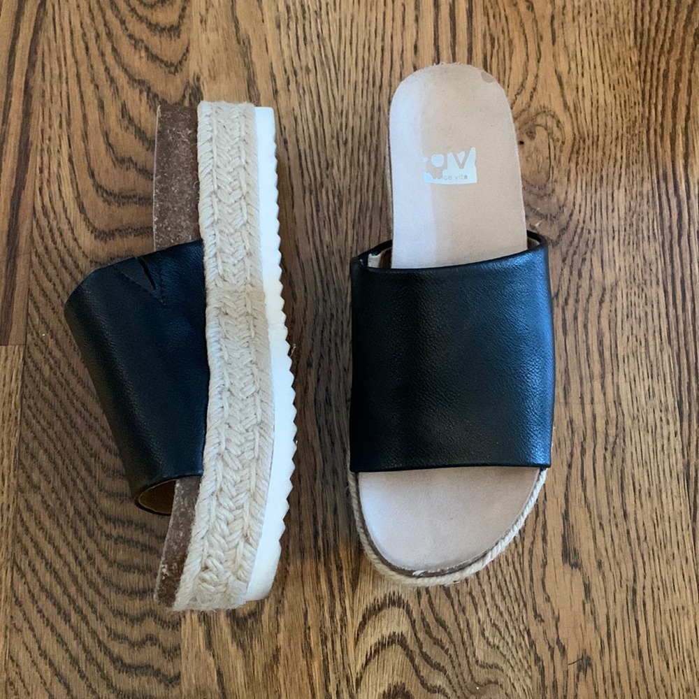 DOLCE VIDA PLATFORM SLIDES SANDALS black rattan